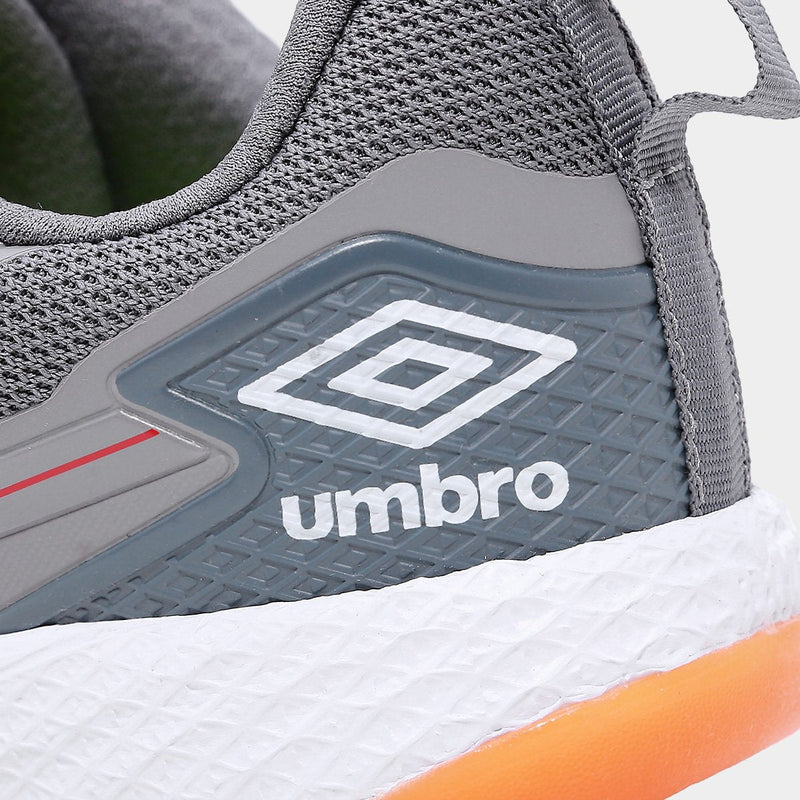 Chuteira Futsal Umbro Pro 5 Bump - Prata+Grafite